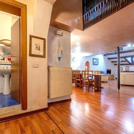 Trevisi Loft - تريفيزو